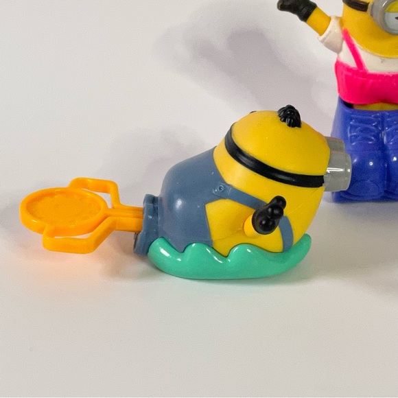 3 Minions McDonalds Happy Meal Toy Rise of Gru Rollerskater Stuart Slippery Otto - Picture 2 of 6